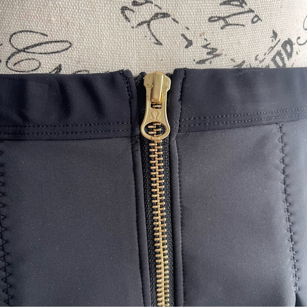 Lululemon Mini Skirt - Picture 5 of 7